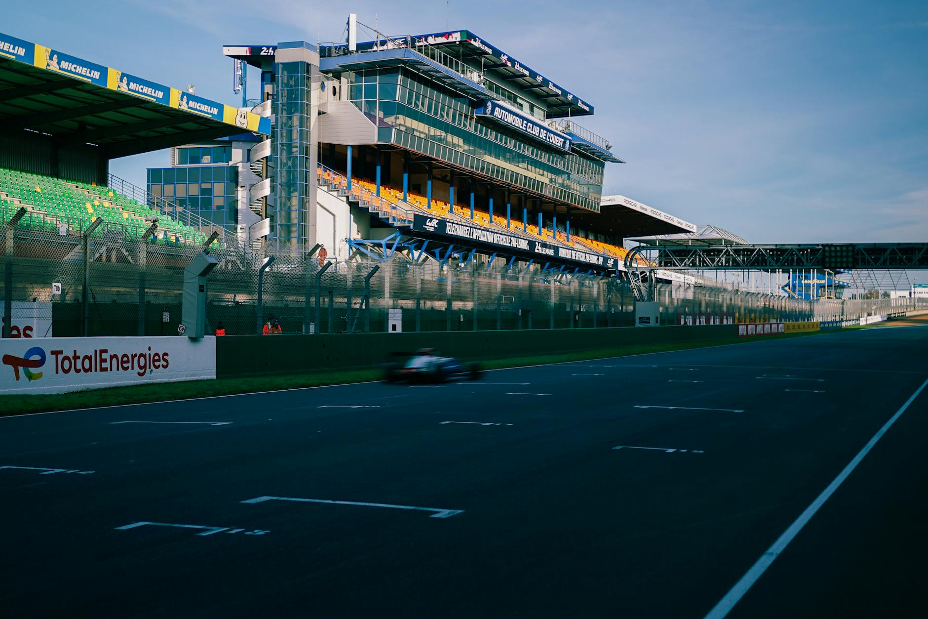 Grandstand and start-finish straight of the Circuit de la Sarthe, Le Mans